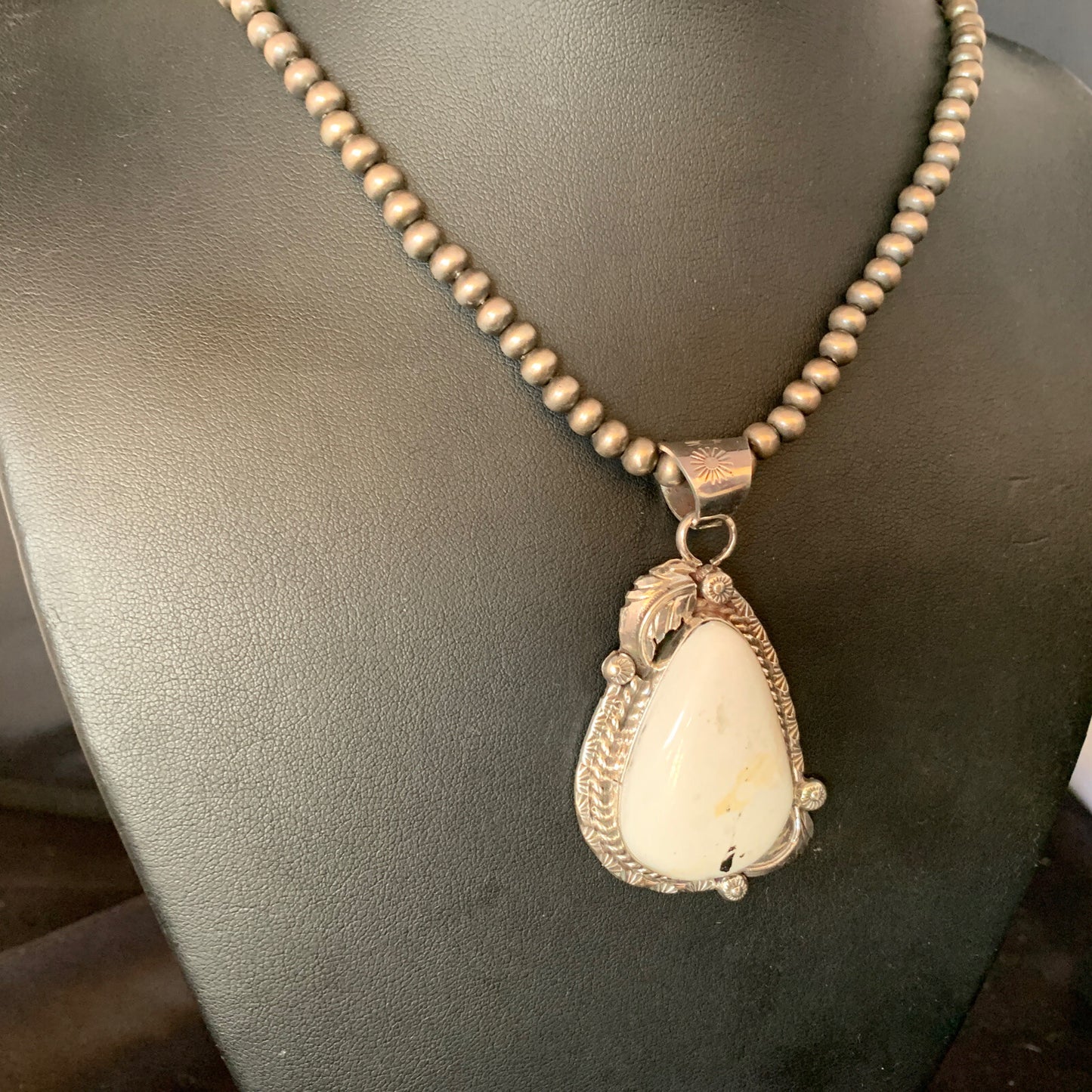 Mens White Buffalo Turquoise Pendant Sterling Silver Beads Necklace 19306