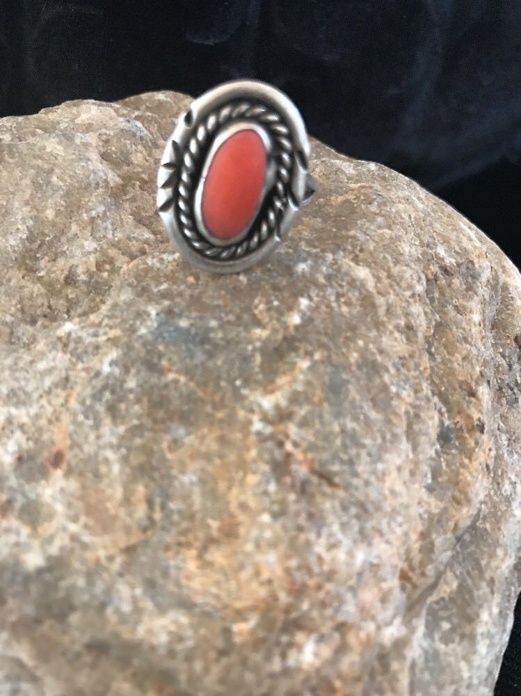 Red Coral Navajo Sterling Silver Old Pawn Ring Size 6 03485
