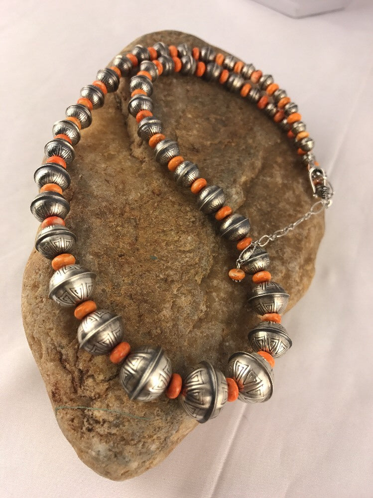 Spiny Oyster Navajo Pearls Bench Bead Sterling Silver Necklace 21" 95407