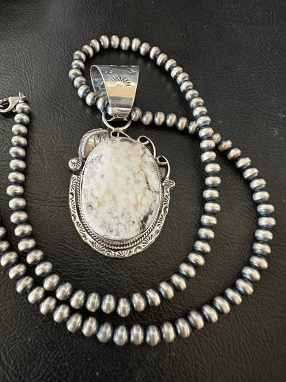 White Buffalo Turquoise Pendant Navajo Pearls Sterling Silver Necklace 19377