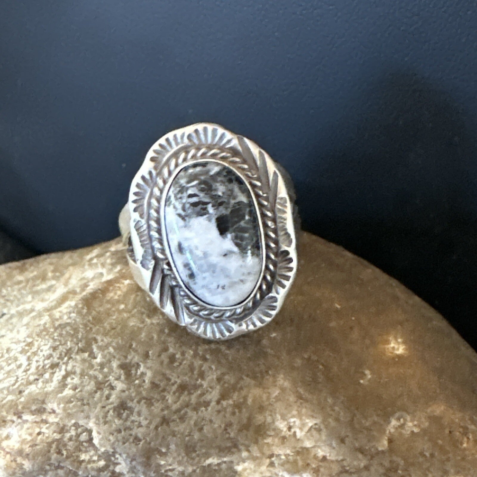 Womens White Buffalo Turquoise Navajo Sterling Silver Ring Size 7 18586