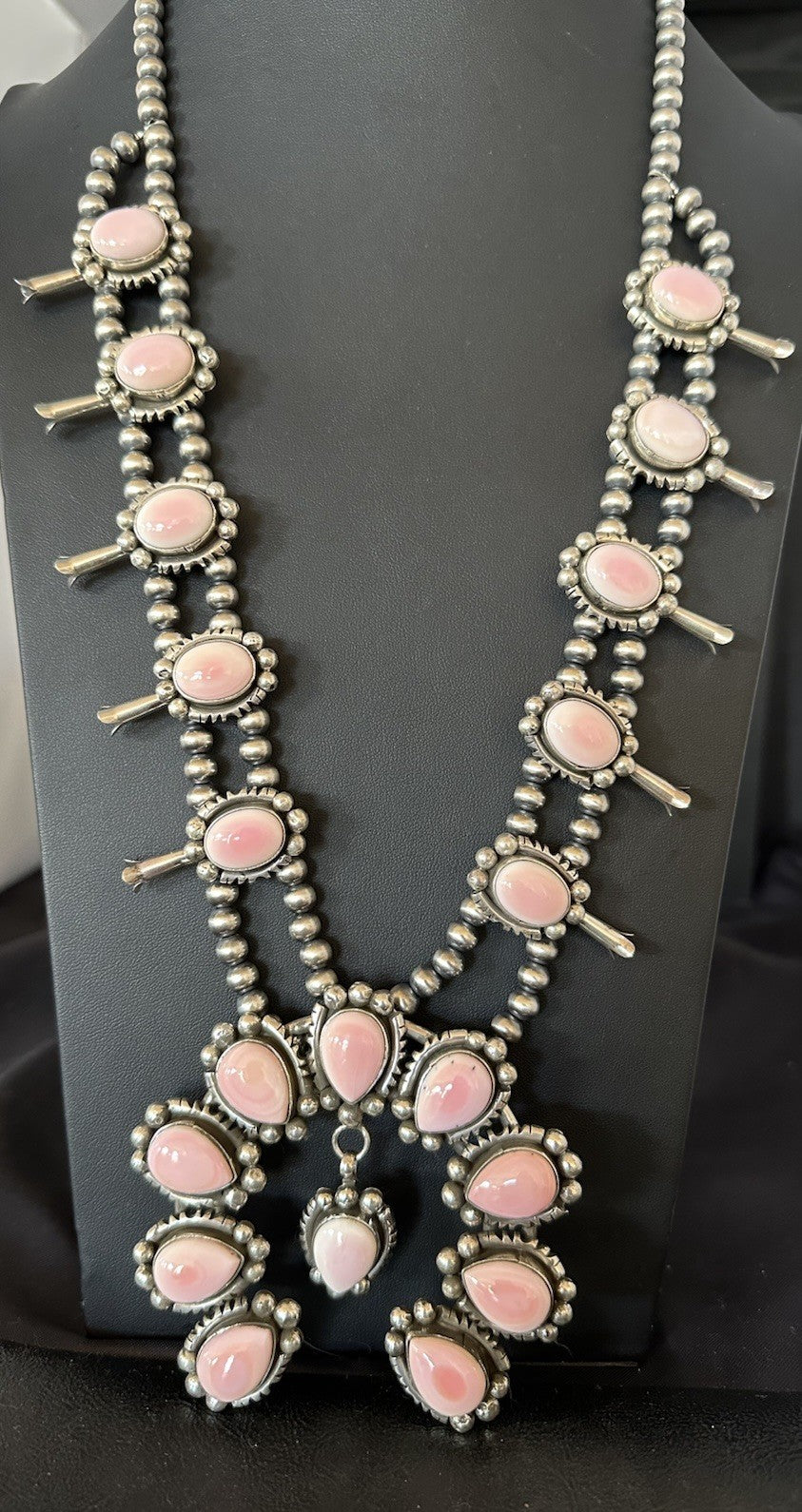 Pink Queen Conch Navajo Squash Sterling Silver Naja Necklace 19463