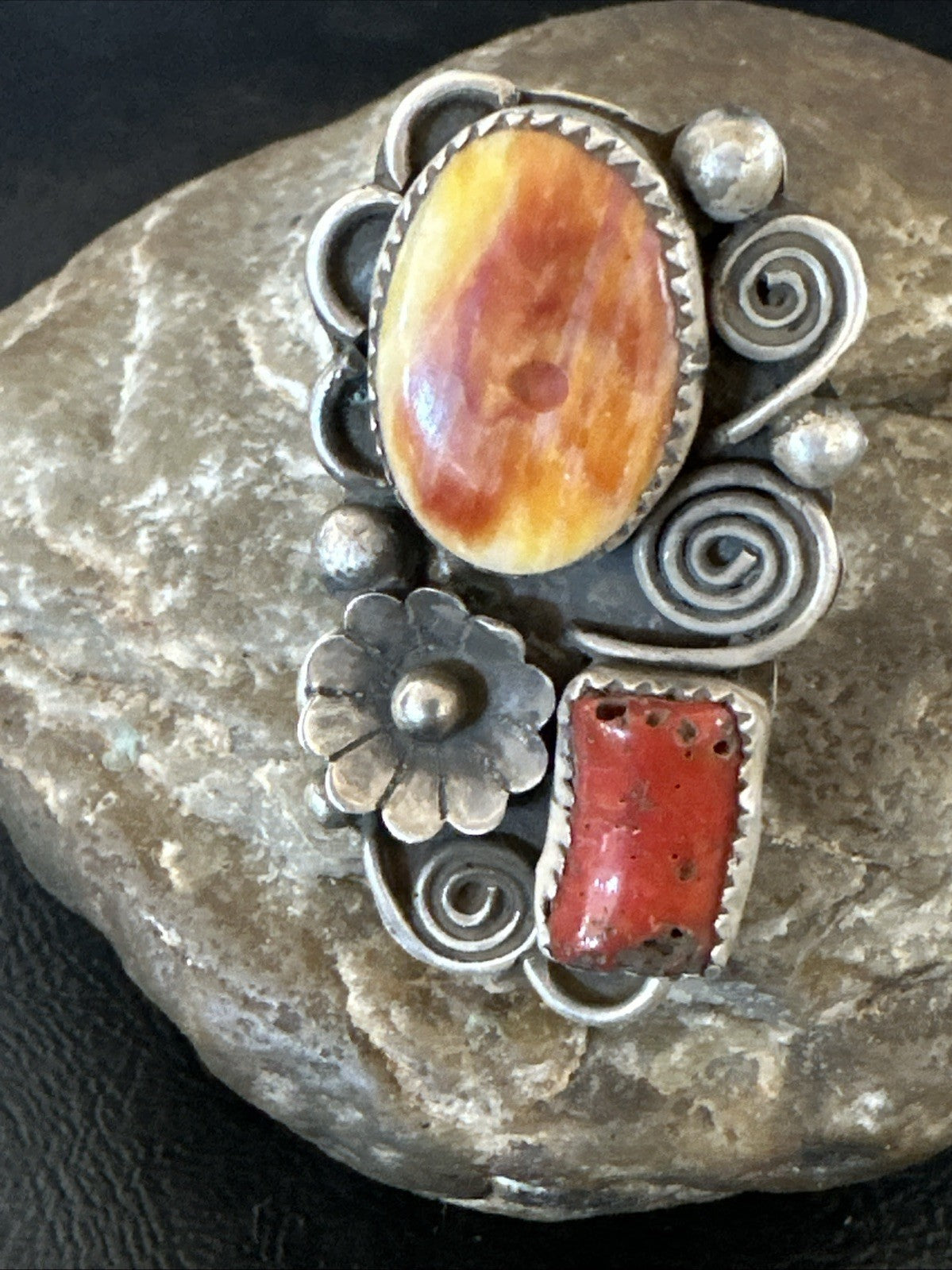 Old Pawn Spiny Oyster Coral Navajo Sterling Silver Cluster Ring Sz 6 19762