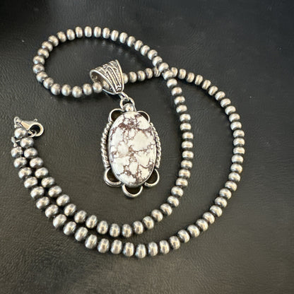 Wild Horse Turquoise Pendant Sterling Silver Beads Necklace 18029