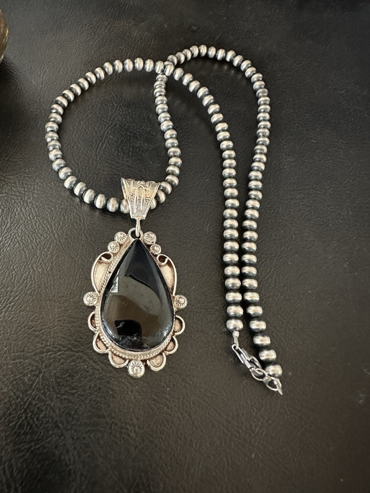Black Onyx Pendant Navajo Pearls Sterling Silver Necklace 19384