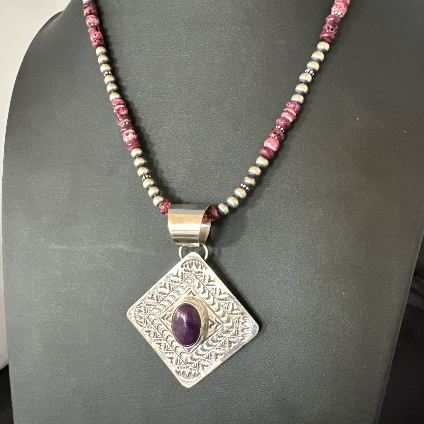 H Joe Purple Spiny Oyster Pendant Navajo Sterling Silver Necklace 19483