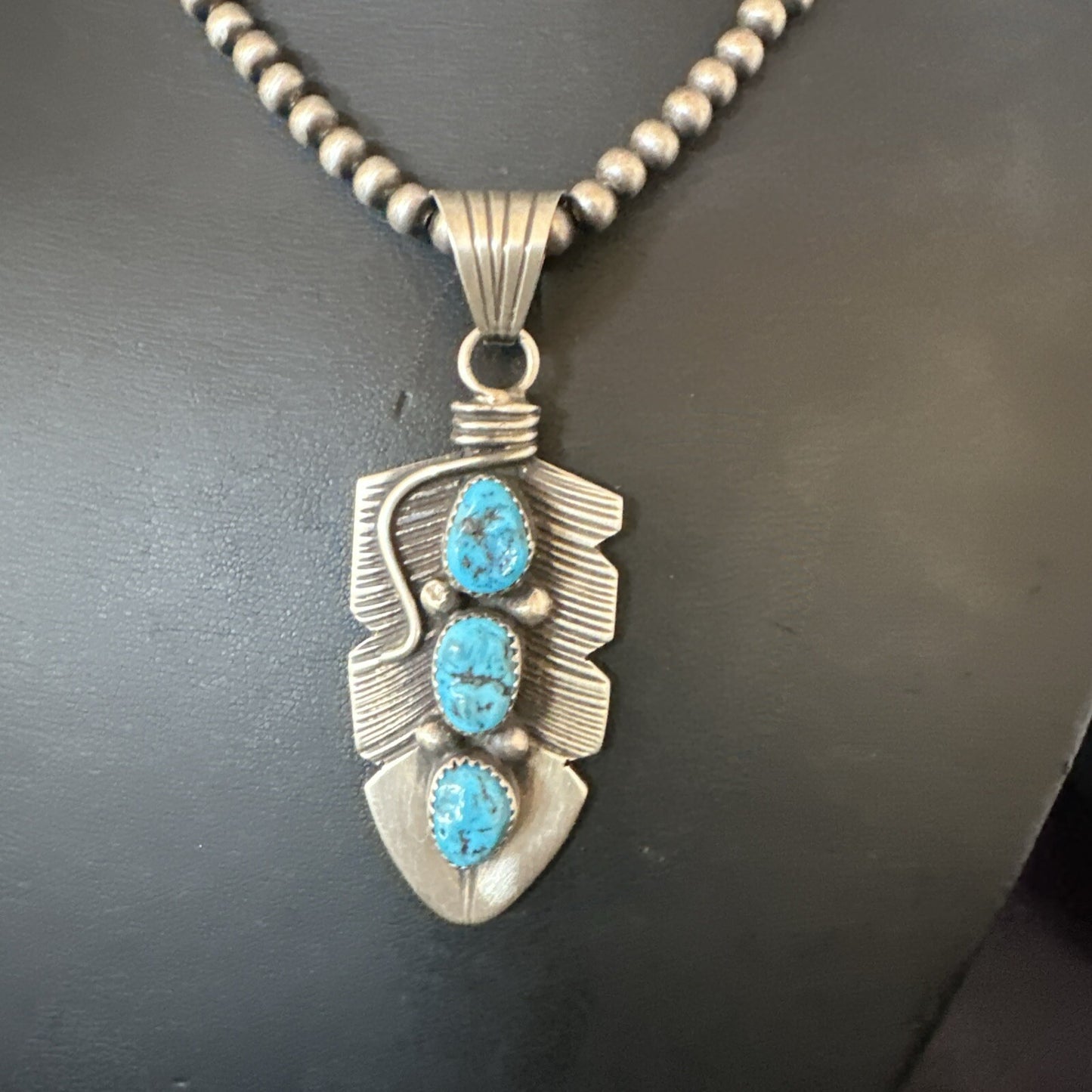 Mens Feather Kingman Turquoise Pendant Navajo Sterling Silver Necklace 17783