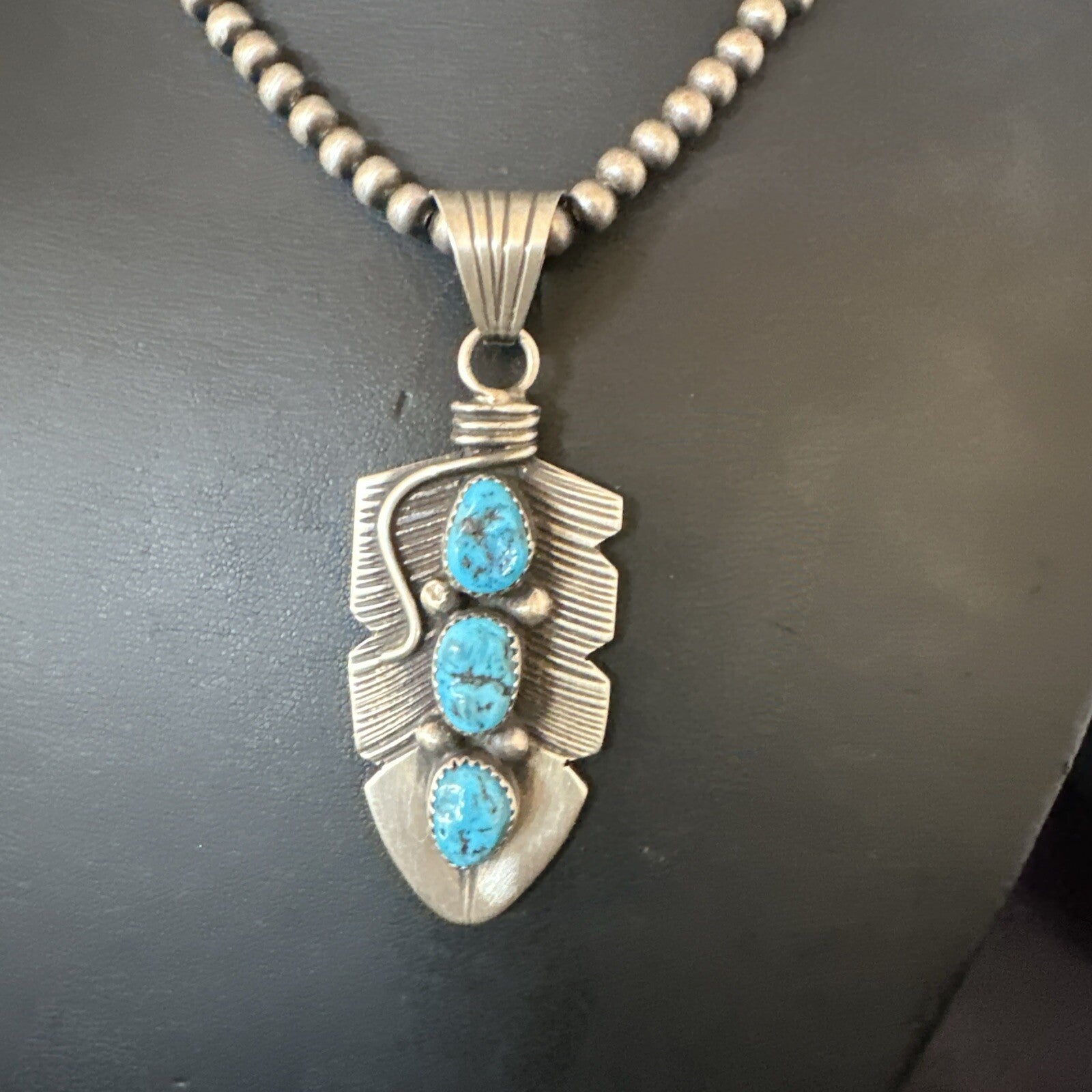 Mens Feather Kingman Turquoise Pendant Navajo Sterling Silver Necklace 17783