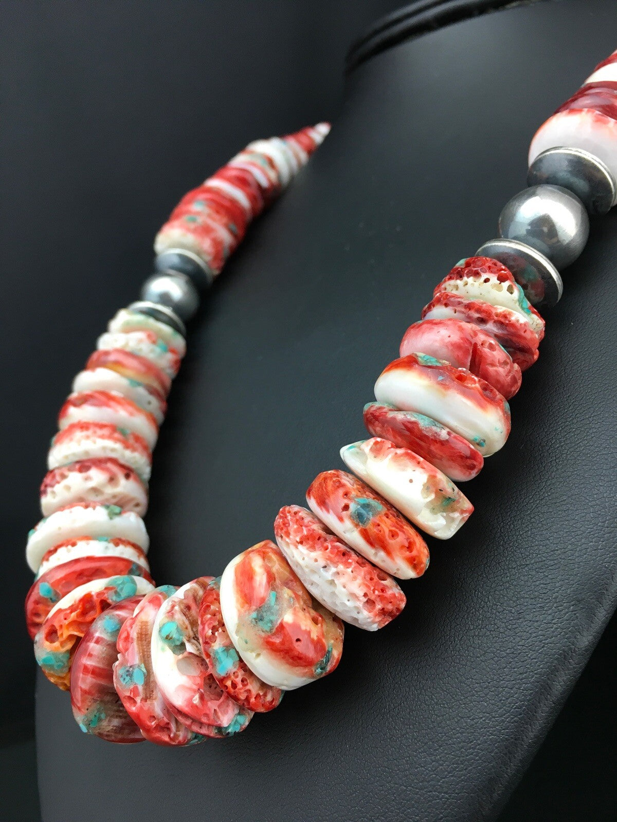 Native Spiny Oyster Graduated Navajo Sterling Silver Necklace 21" 04719