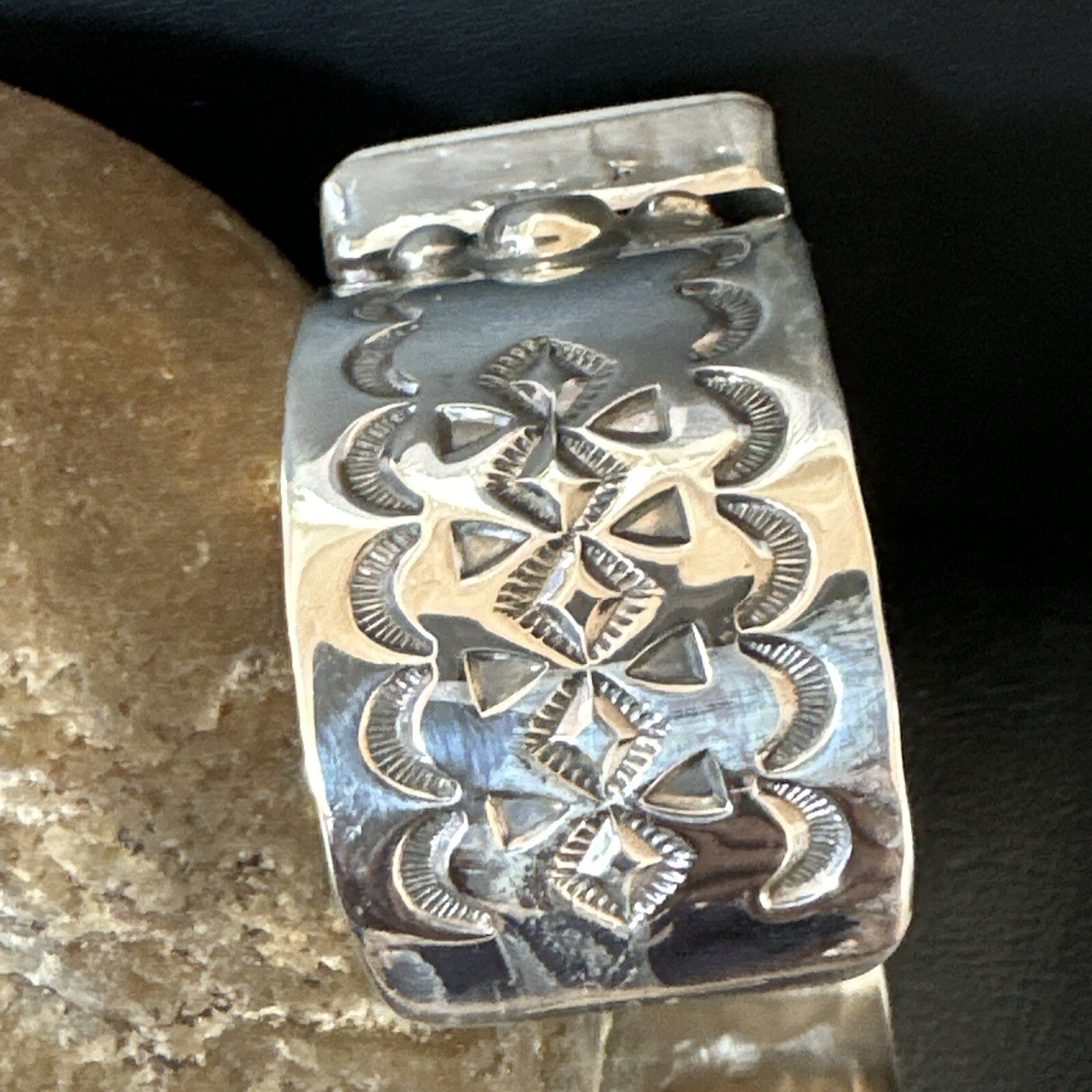 Mens Womens White Buffalo Turquoise Navajo Sterling Silver Cuff Bracelet 17945