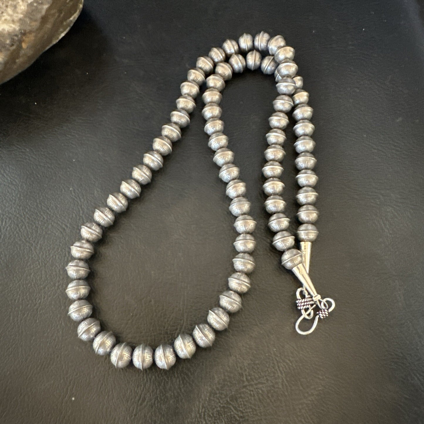 8mm Hand Stamped Bench Navajo Pearls Sterling Silver Bead Necklace 23" 18406