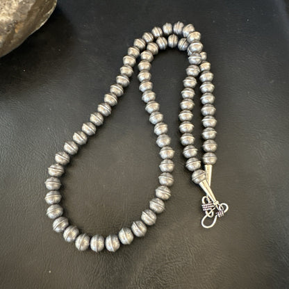 8mm Hand Stamped Bench Navajo Pearls Sterling Silver Bead Necklace 23" 18406