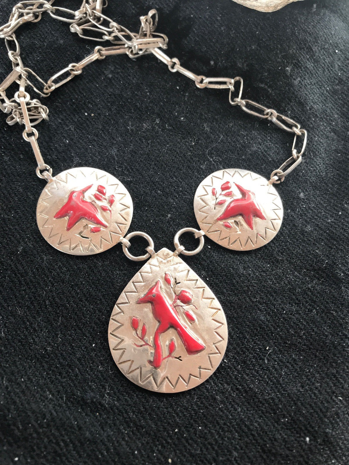 Coral Pendant Zuni Sterling Silver Cardinal Old Pawn Necklace Earrings 01133N