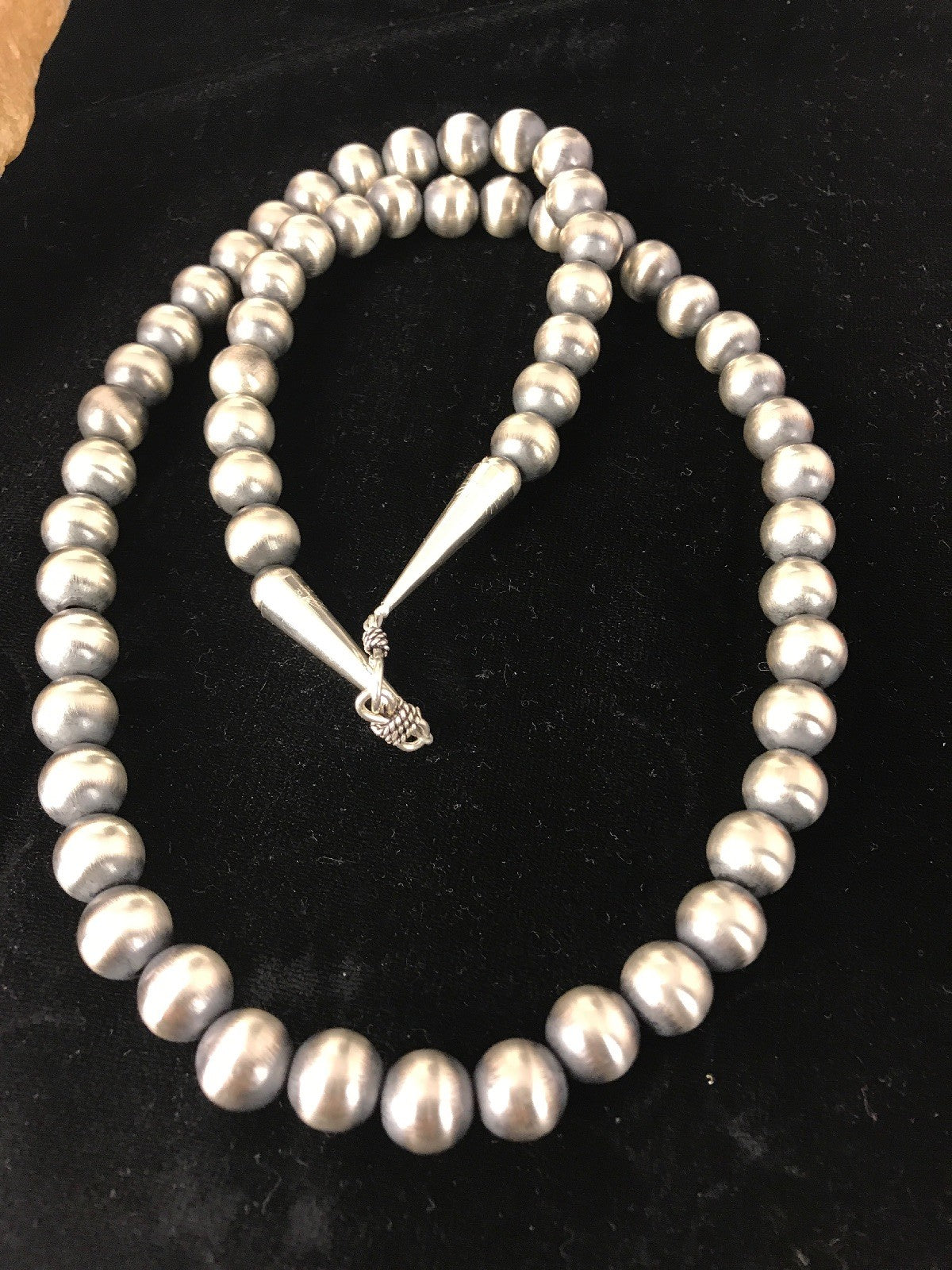 Native American 10mm Sterling Silver Navajo Pearls 24" Hook & Eye Cone Necklace