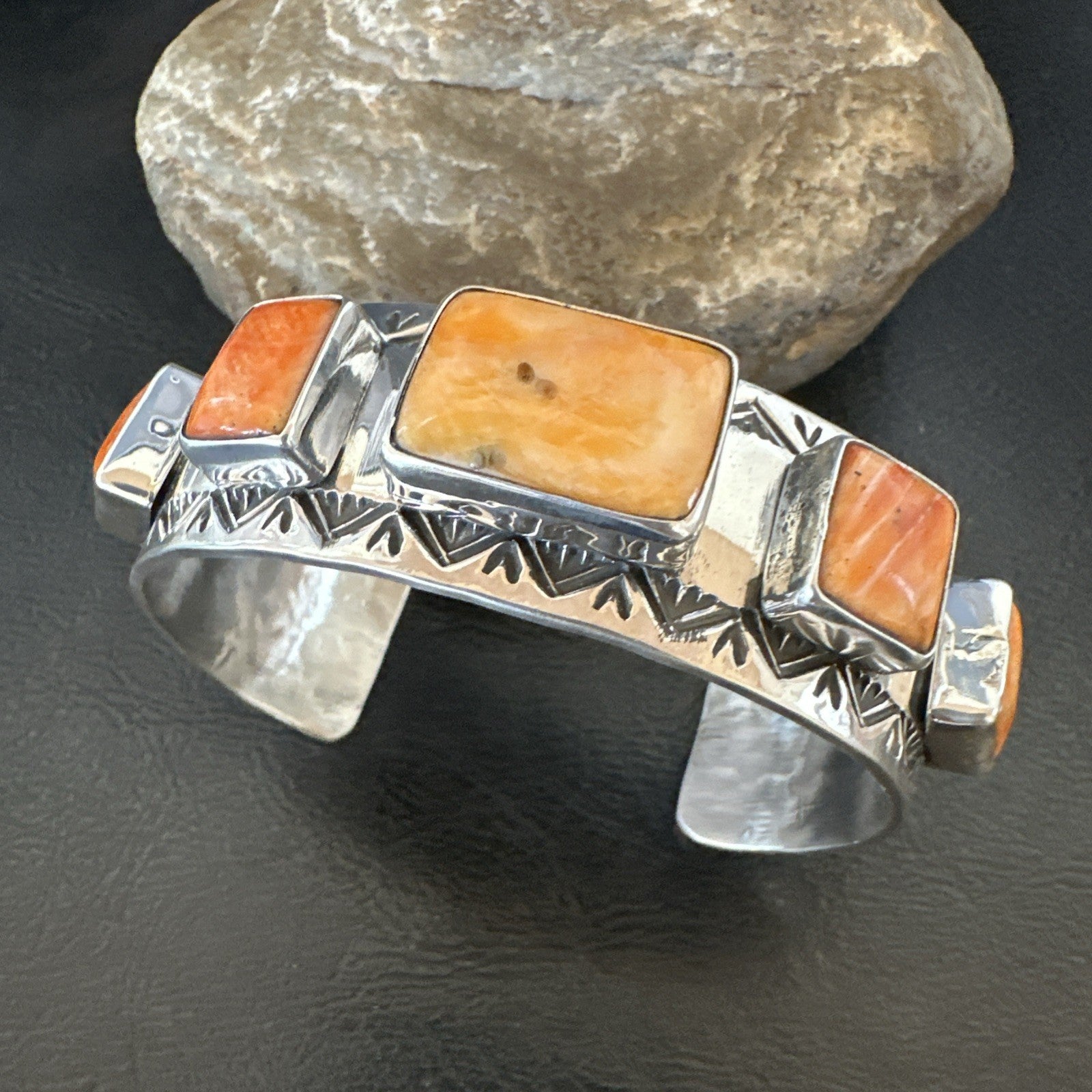 Orange Spiny Oyster 5 Stone Row Sterling Silver Navajo Cuff Bracelet 7.7" 19478