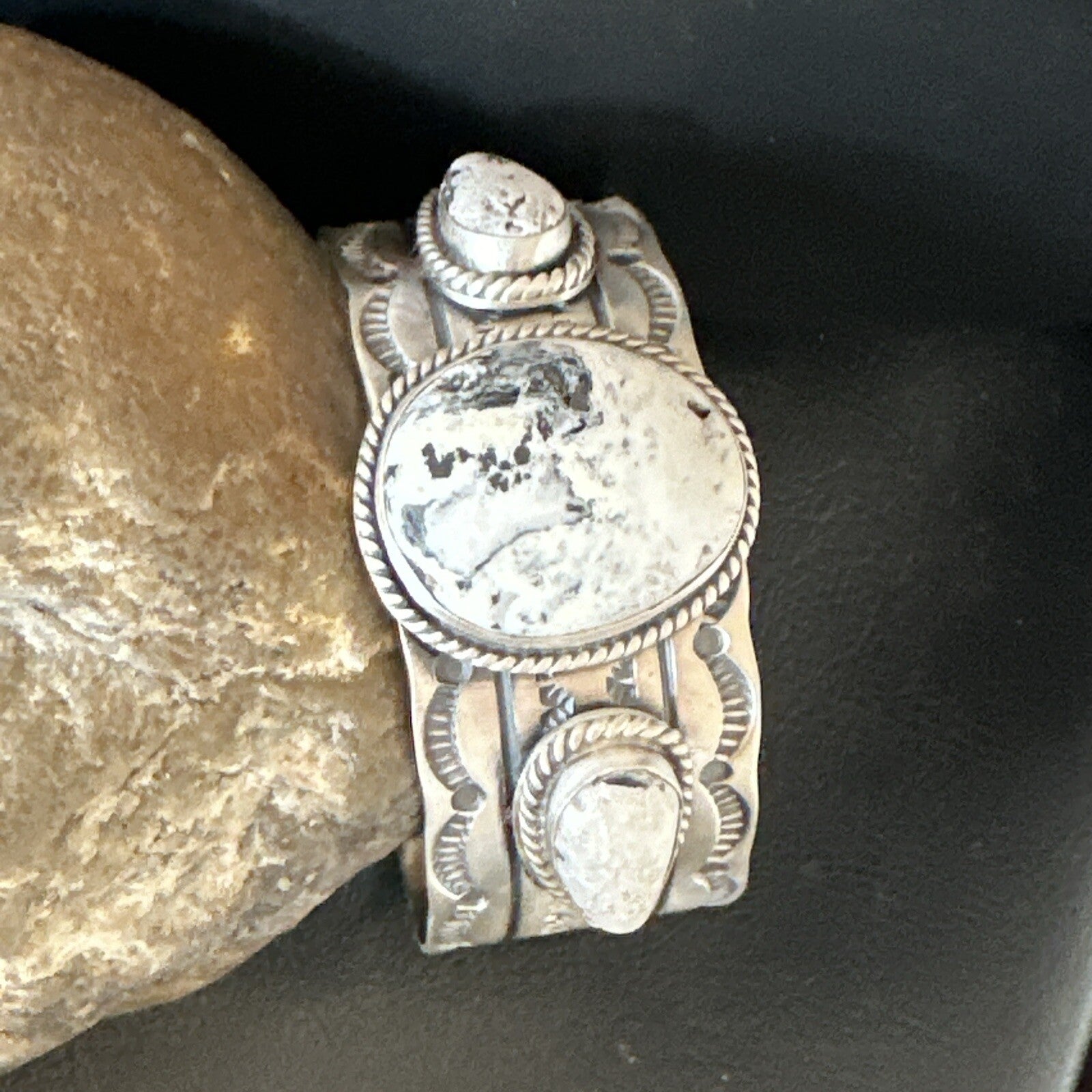 Mens WoMens White Buffalo Turquoise Navajo Sterling Silver Cuff Bracelet 17861
