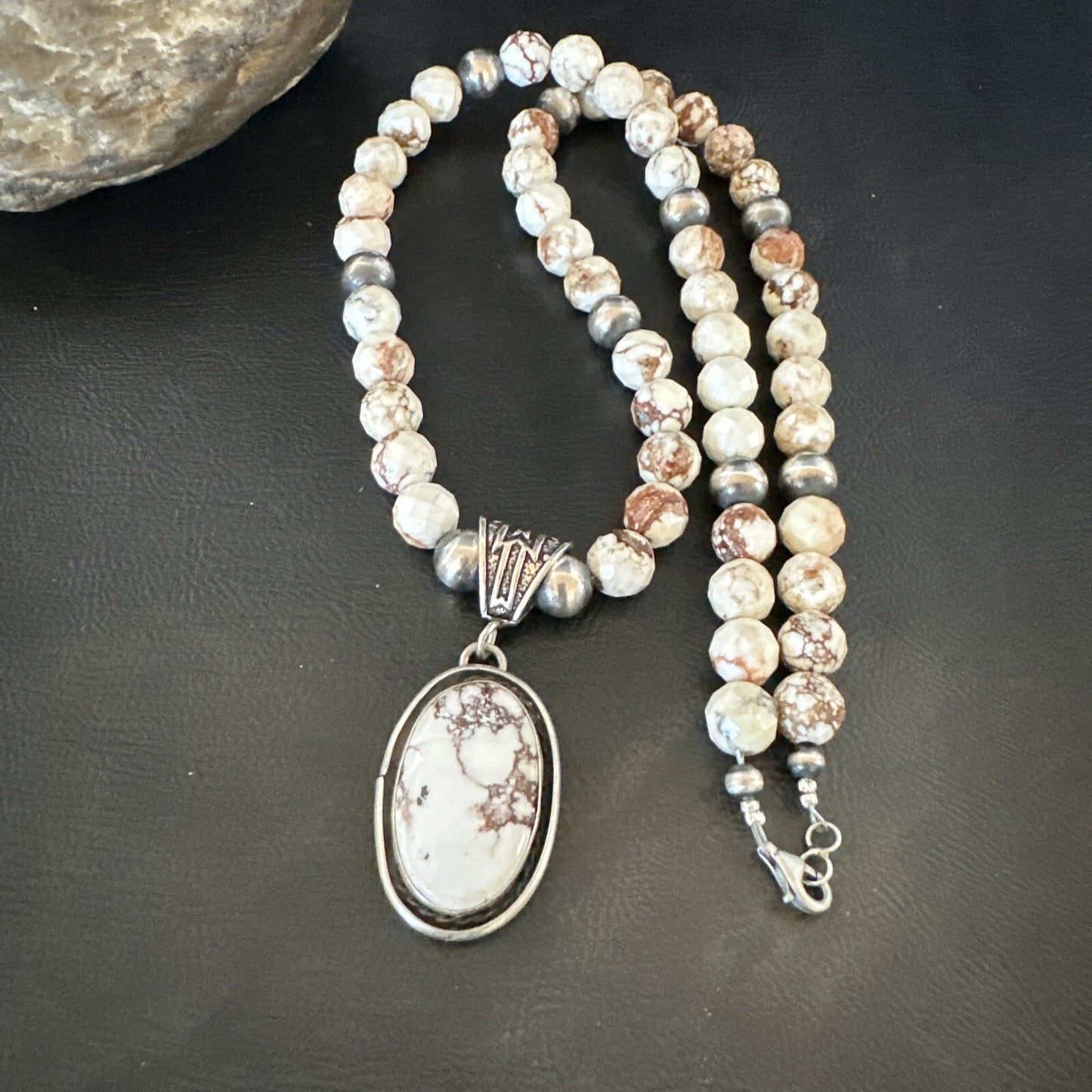 Wild Horse Turquoise Pendant Sterling Silver Beads Howlite Necklace 18031
