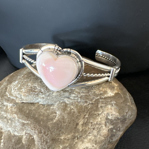 Heart Pink Conch Navajo American Cuff Bracelet 7.25" | Sterling Silver | Authentic Native American Handmade | 19282