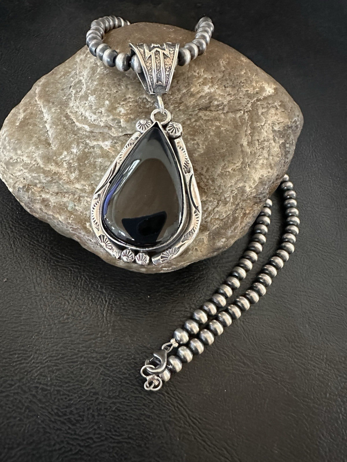 Black Onyx Pendant Navajo Pearls Sterling Silver Necklace 19386