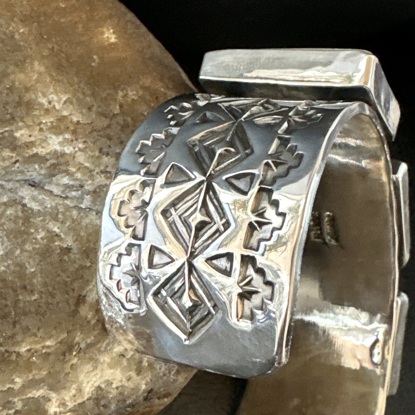 Mens Womens White Buffalo Turquoise Navajo Sterling Silver Cuff Bracelet 17946