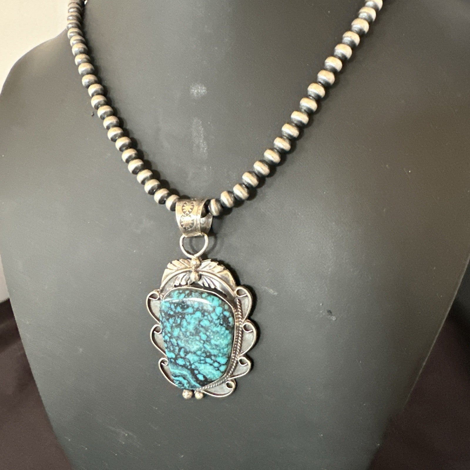 WoMens Blue Spiderweb Turquoise Pendant Navajo Sterling Silver Necklace 19298