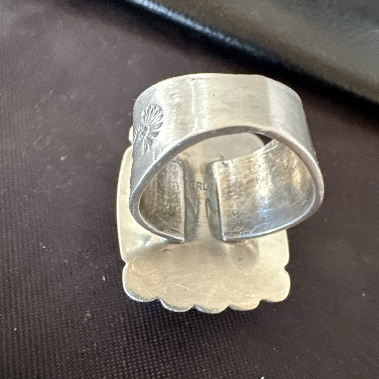 White Buffalo Turquoise Navajo Sterling Silver Ring Size 8 18775