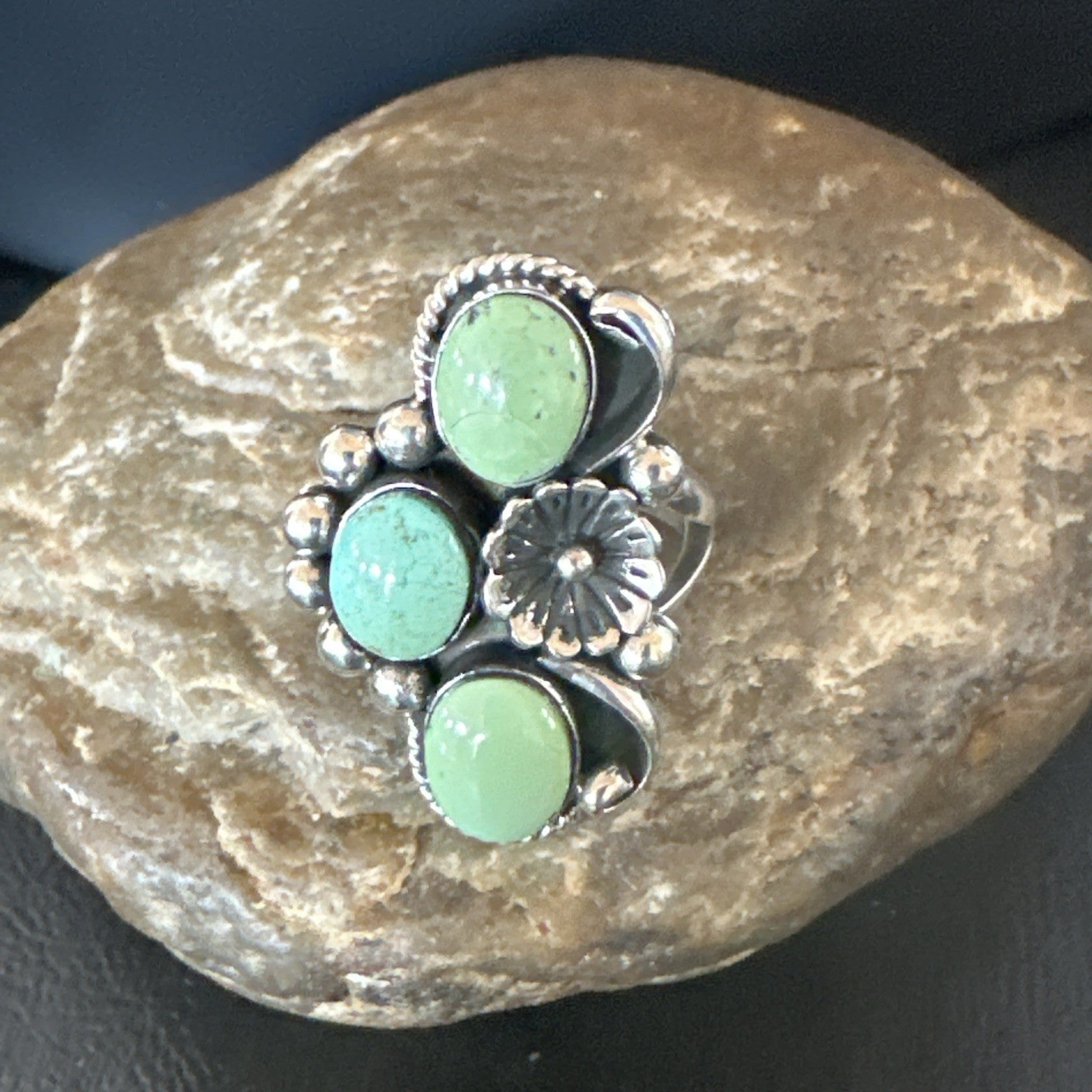 Yazzie Ring Green Turquoise Navajo Sterling Silver Cluster Size 9 19210