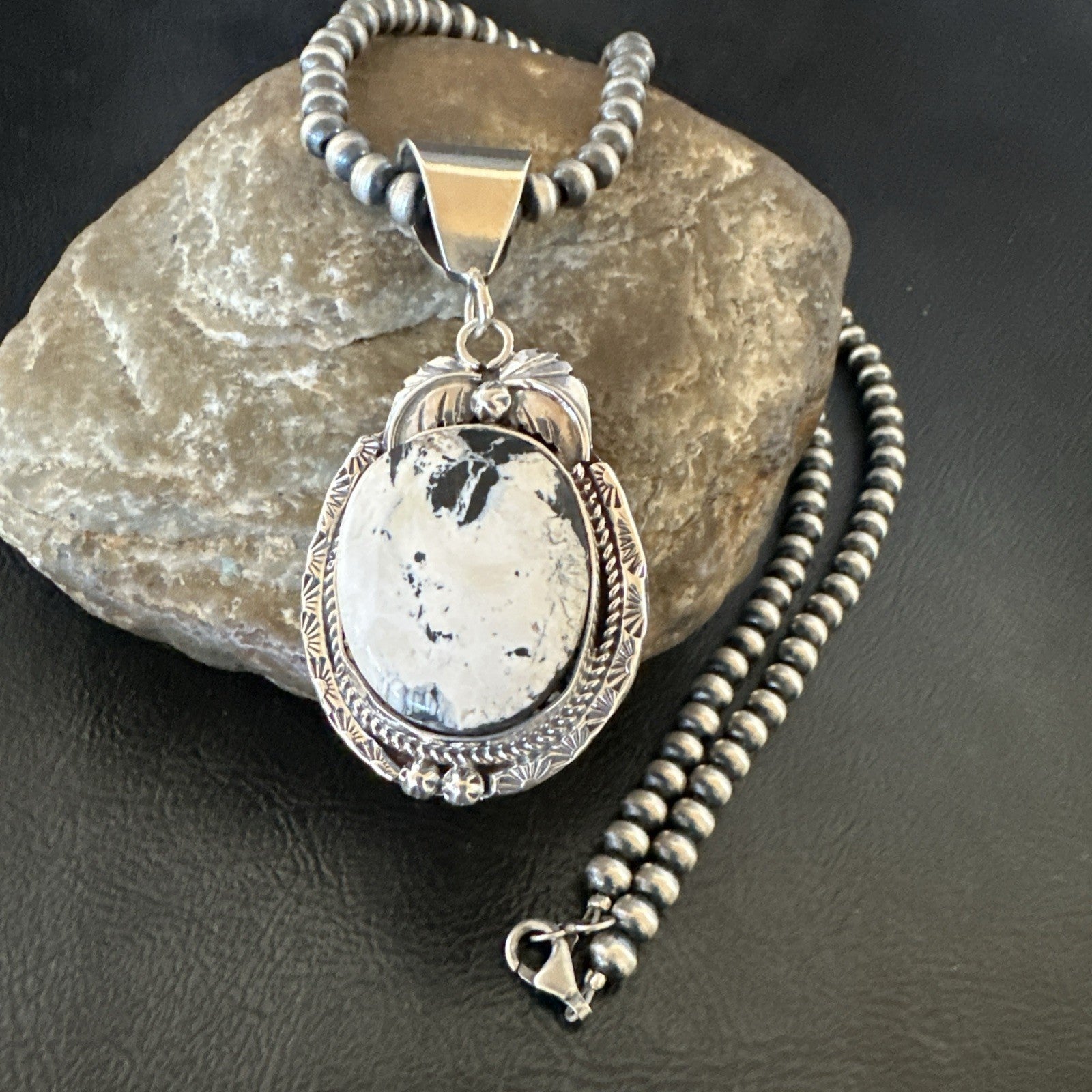 White Buffalo Turquoise Pendant Navajo Pearls Sterling Silver Necklace 19338