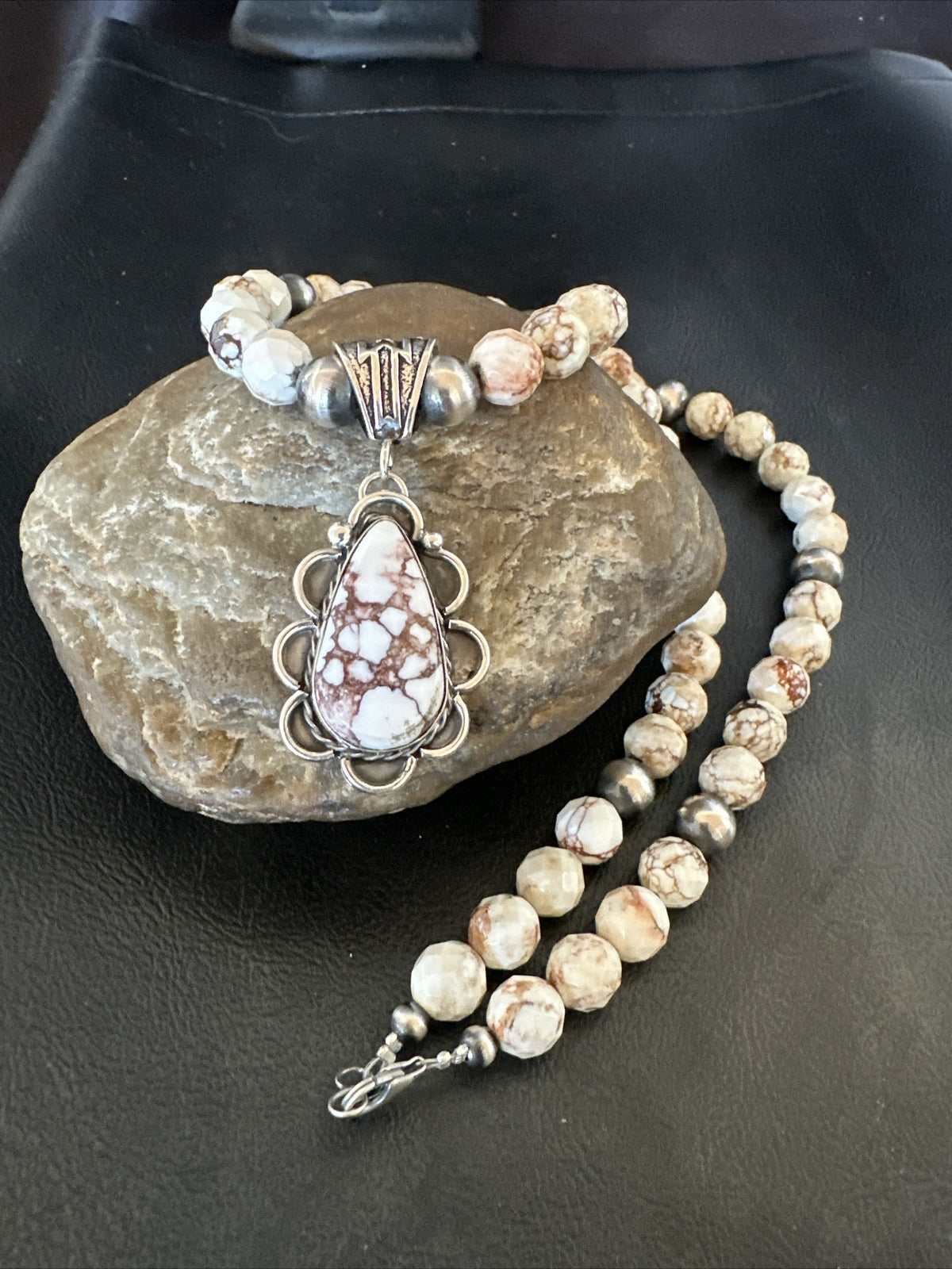 Wild Horse Turquoise Pendant Sterling Silver Beads Howlite Necklace 18030