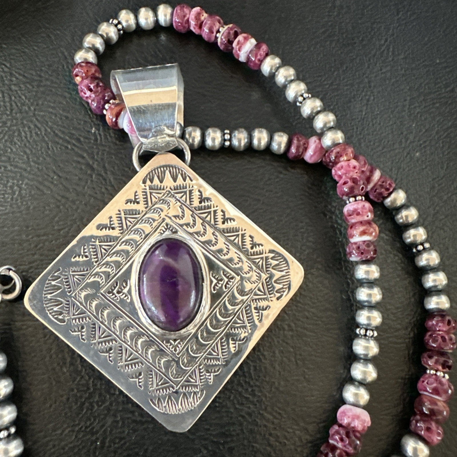 H Joe Purple Spiny Oyster Pendant Navajo Sterling Silver Necklace 19483