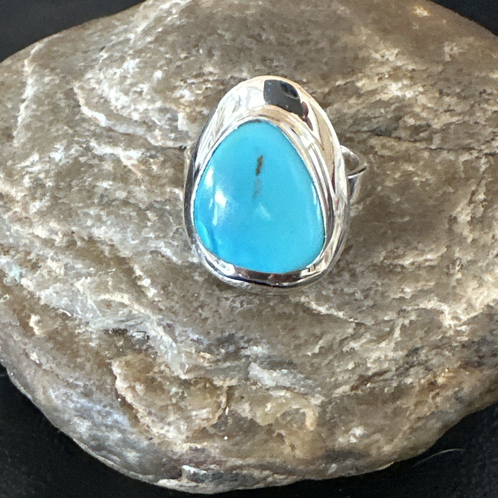 WoMens Sterling Silver Robin Egg Blue Kingman Turquoise Ring Size 9 17734