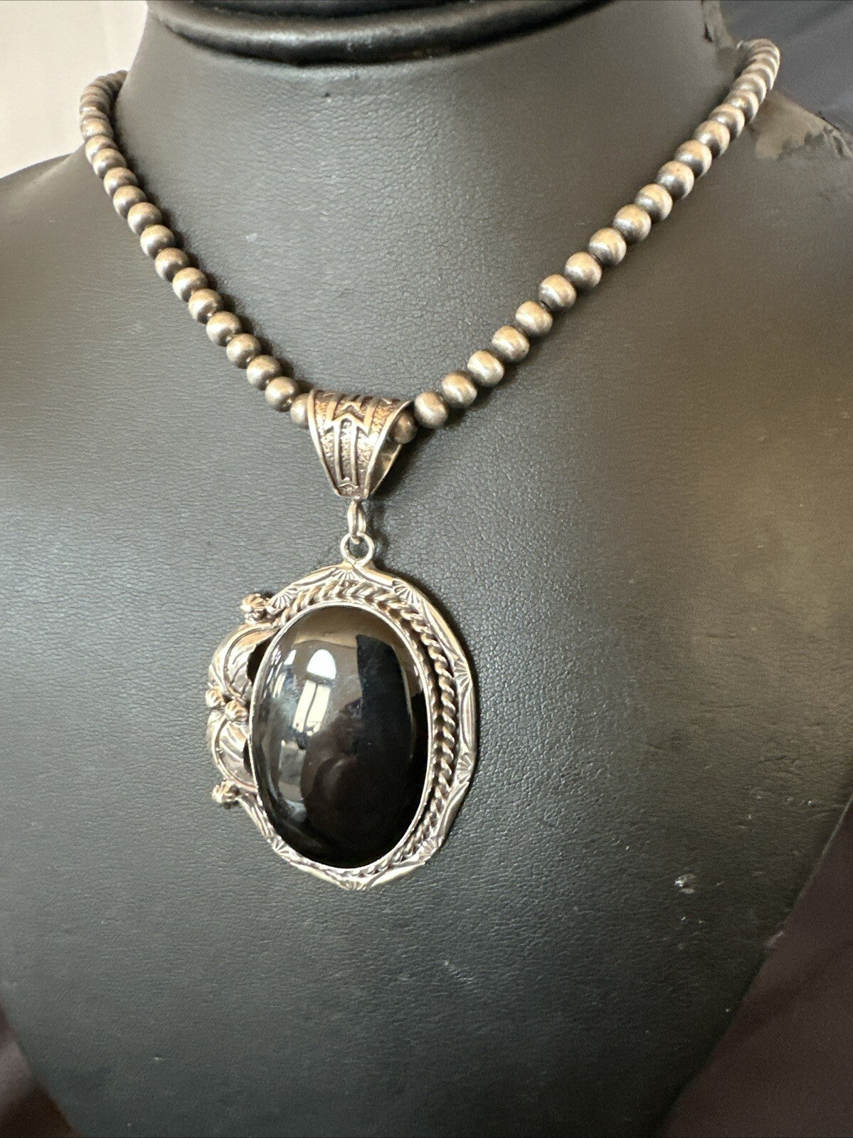 Mens Womens Black Onyx Pendant Navajo Sterling Silver Beads Necklace 18305