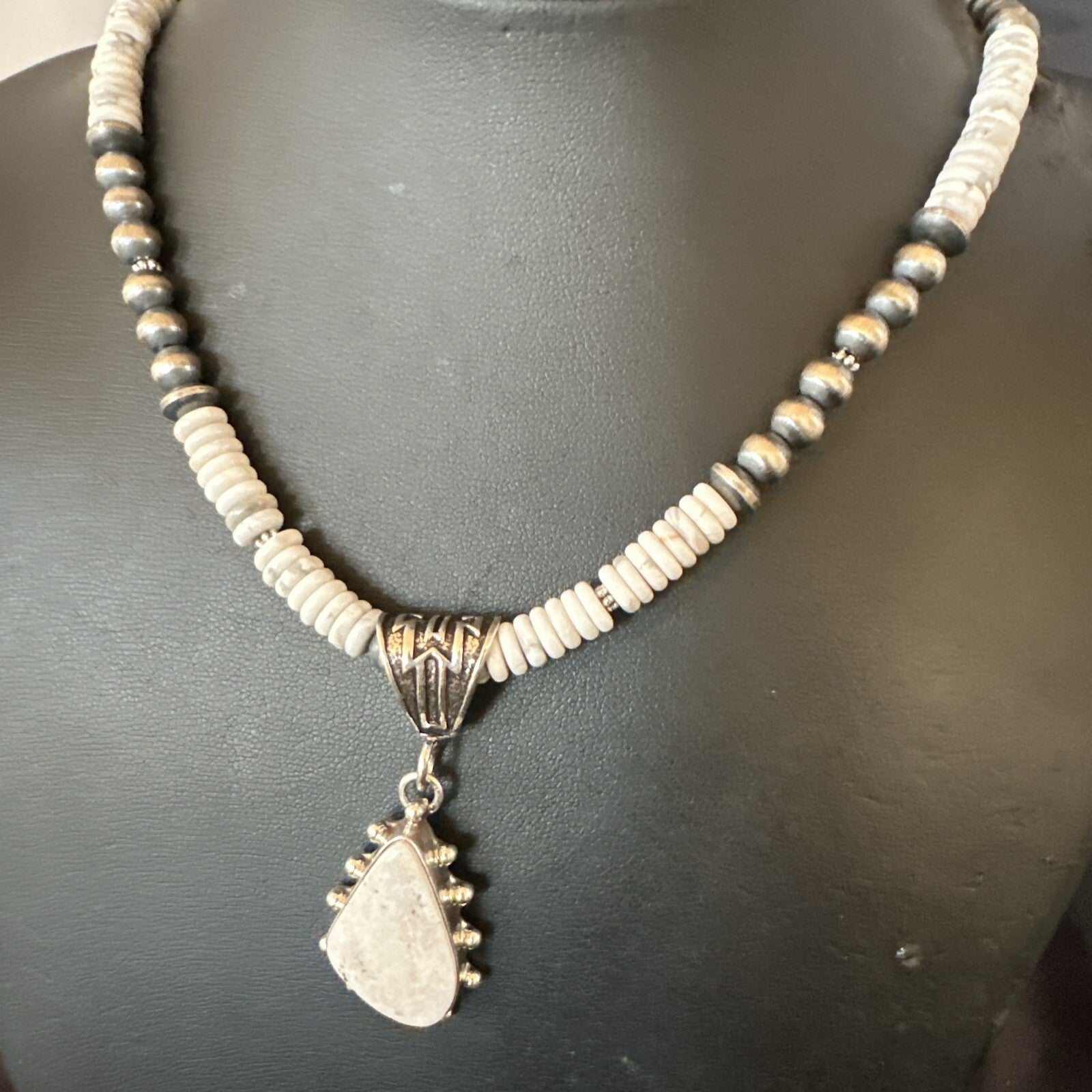 White Buffalo Turquoise Pendant Navajo Pearls Sterling Silver Necklace 22" 18258