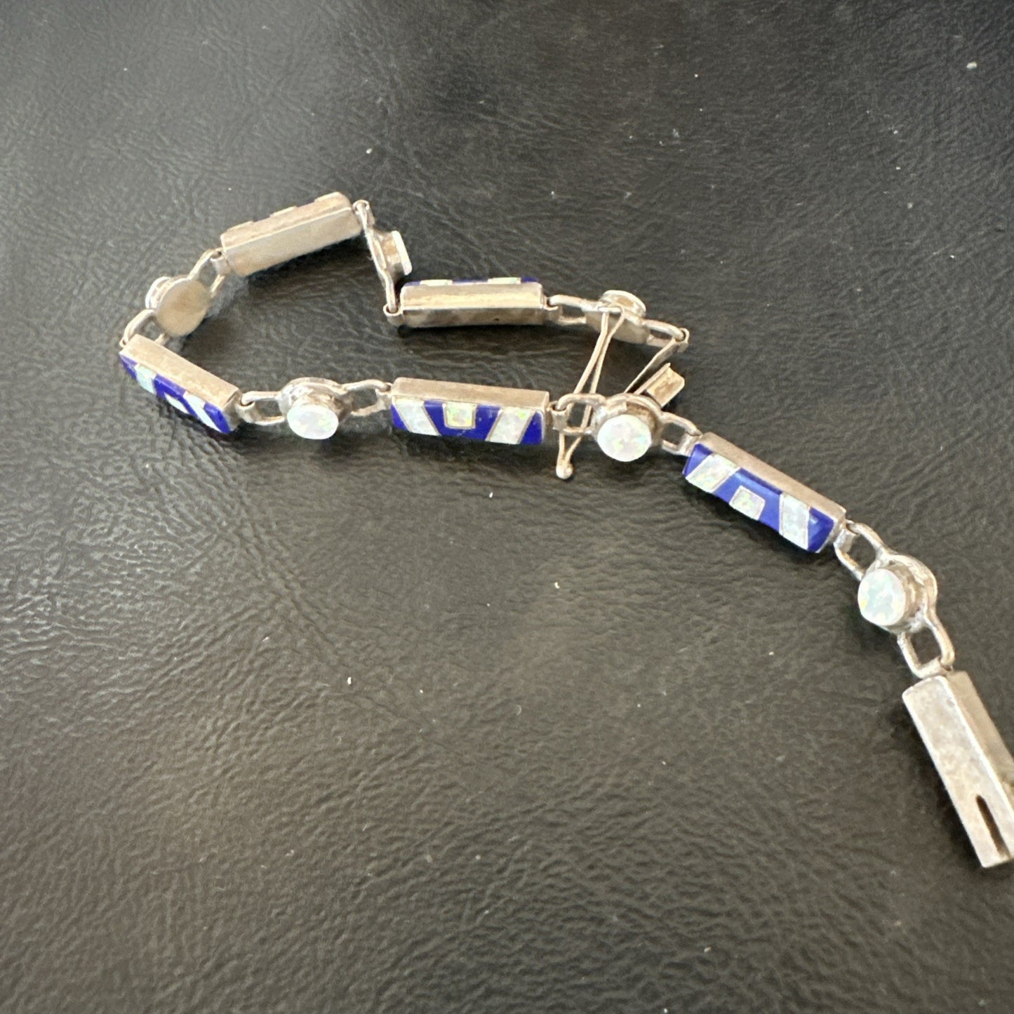 A Womens Blue Lapis Opal Sterling Silver Link Bracelet 7" 19794