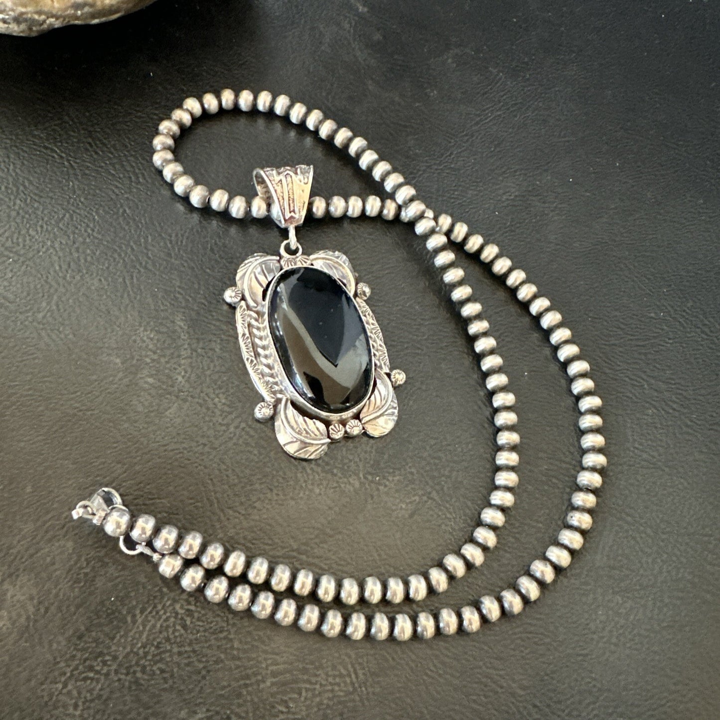Mens Womens Black Onyx Pendant Navajo Sterling Silver Beads Necklace 18298