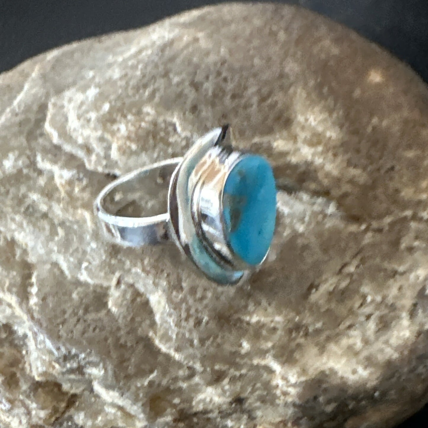 Southwestern Sterling Silver Blue Kingman Turquoise Ring Size 7 18511