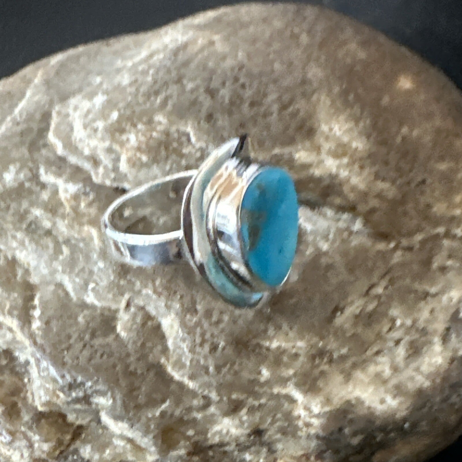 Southwestern Sterling Silver Blue Kingman Turquoise Ring Size 7 18511