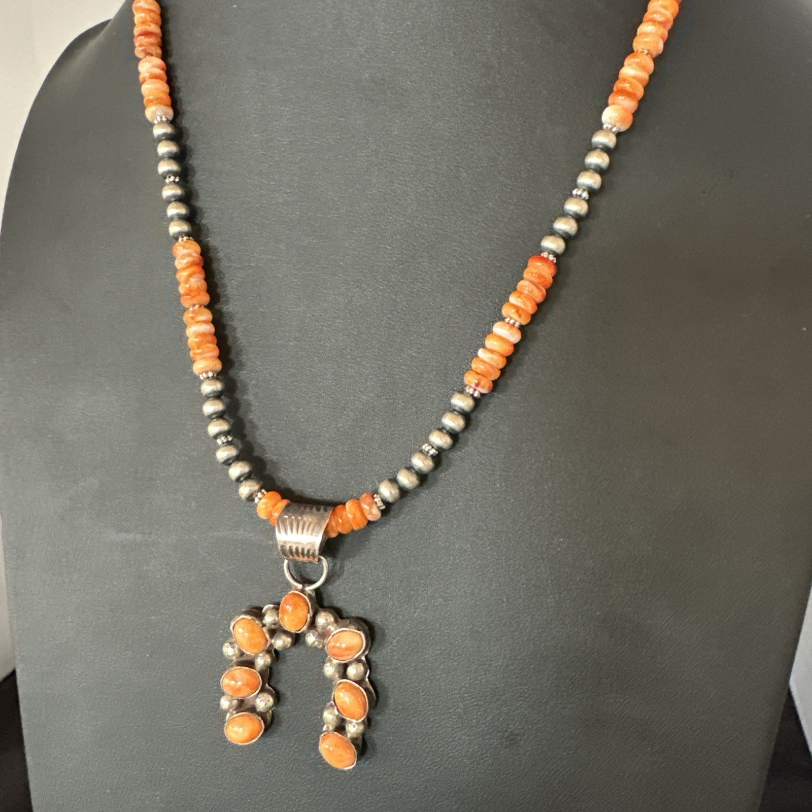 Navajo Pearls Sterling Necklace Orange Spiny Oyster Cluster Naja Pendant 19551