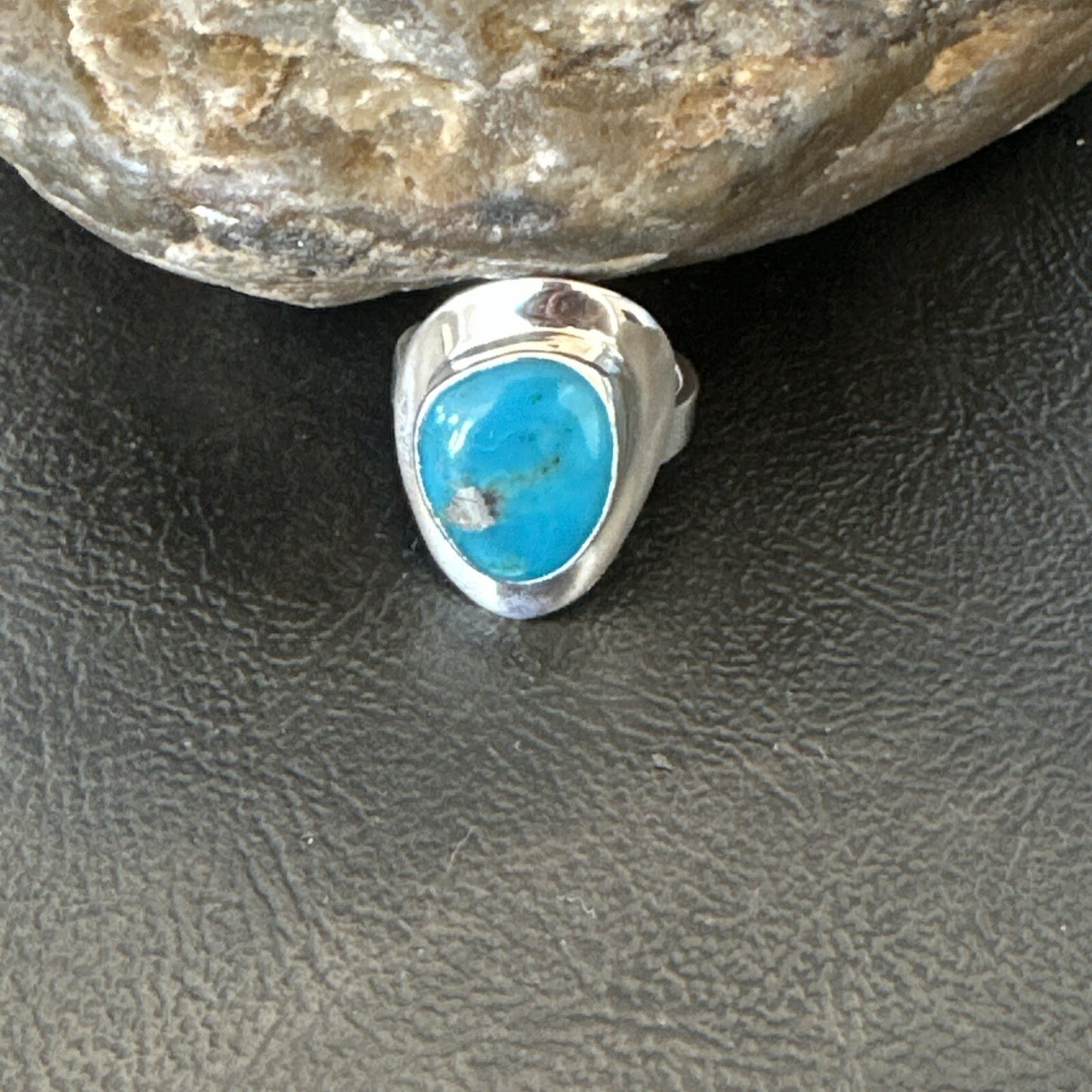 Southwestern Sterling Silver Blue Kingman Turquoise Ring Size 6 18534