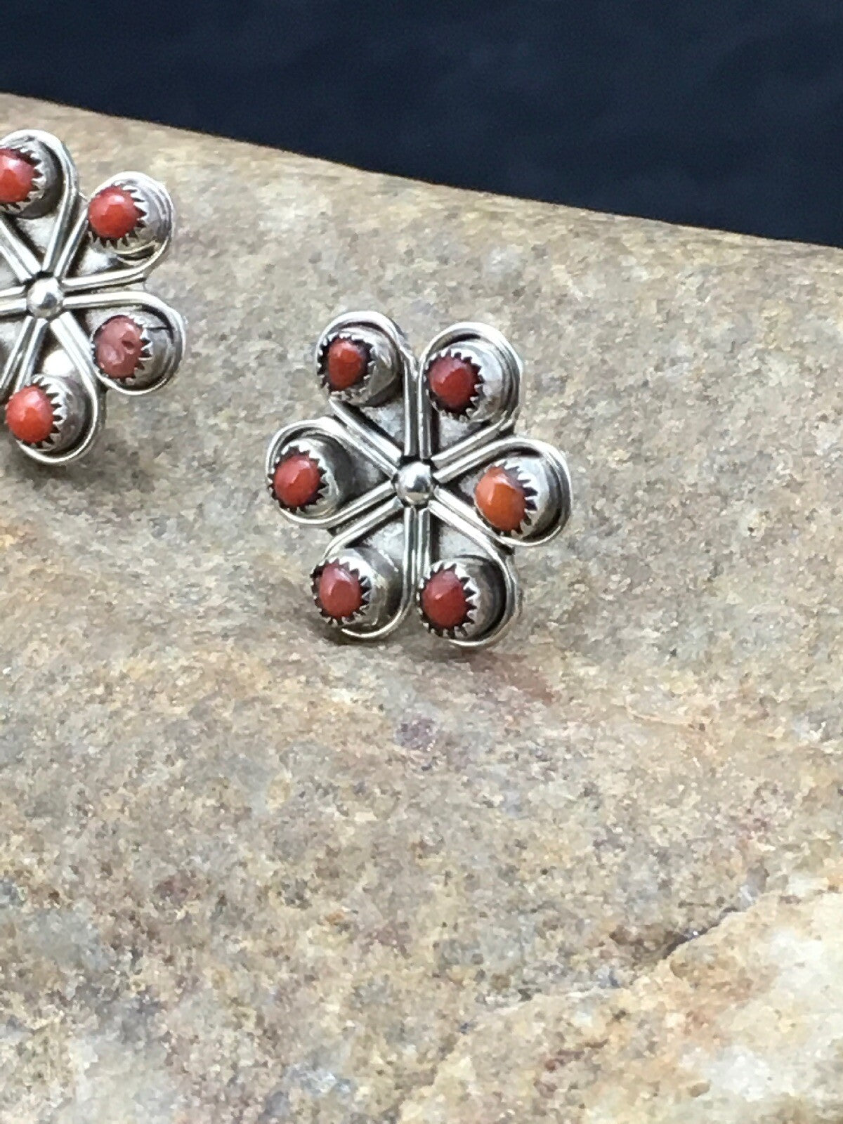 Native Zuni Cluster Sterling Silver Necklace Coral Earrings Set 0.6" 1074