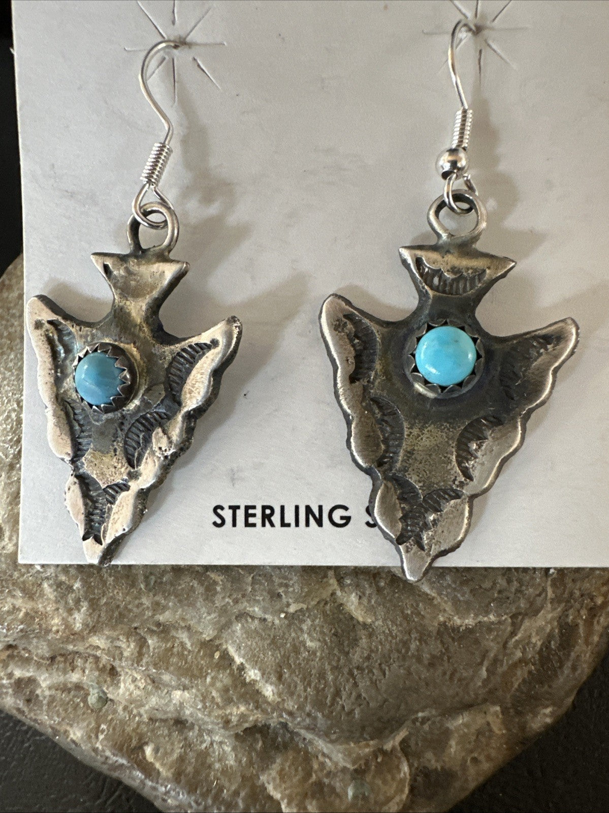 Arrowhead Womens Stamped Blue Turquoise Dangle Earrings Sterling Silver 19786