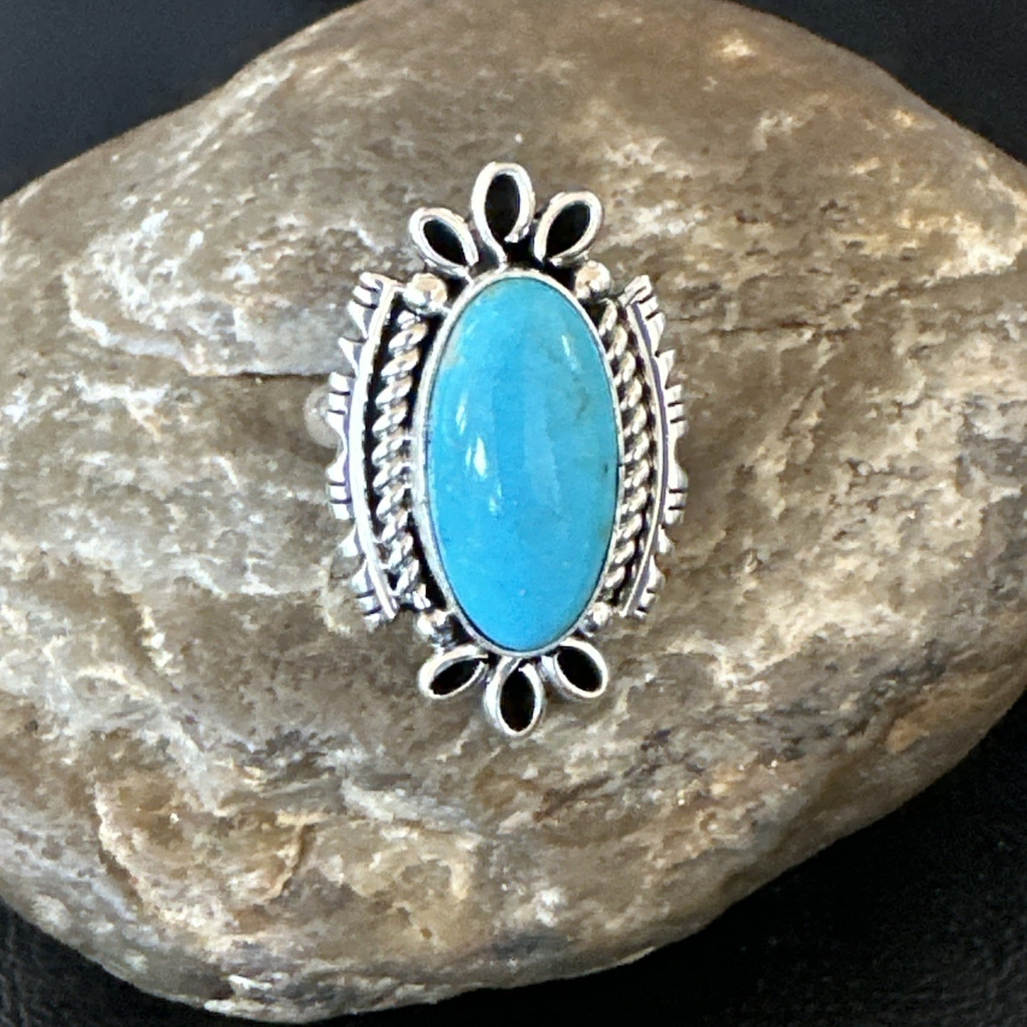 Yazzie Handmade Navajo Sterling Silver  Blue Kingman Turquoise Ring Size 7 19624