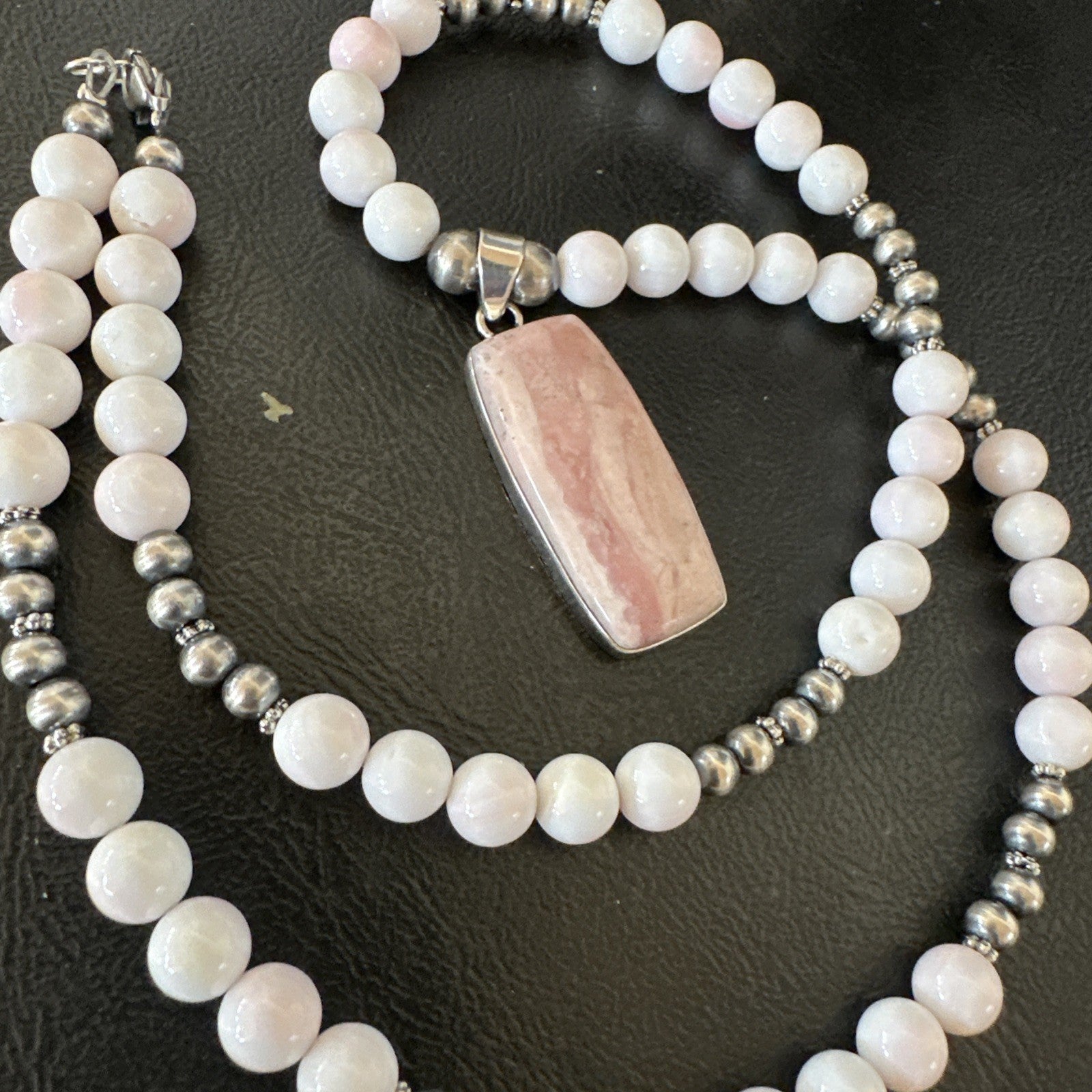 Southwestern Sterling Silver Pink Queen Conch Bead Necklace Pendant 20" 19584