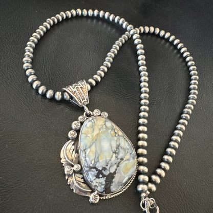 White Buffalo Turquoise Pendant Navajo Pearls Sterling Silver Necklace 19342