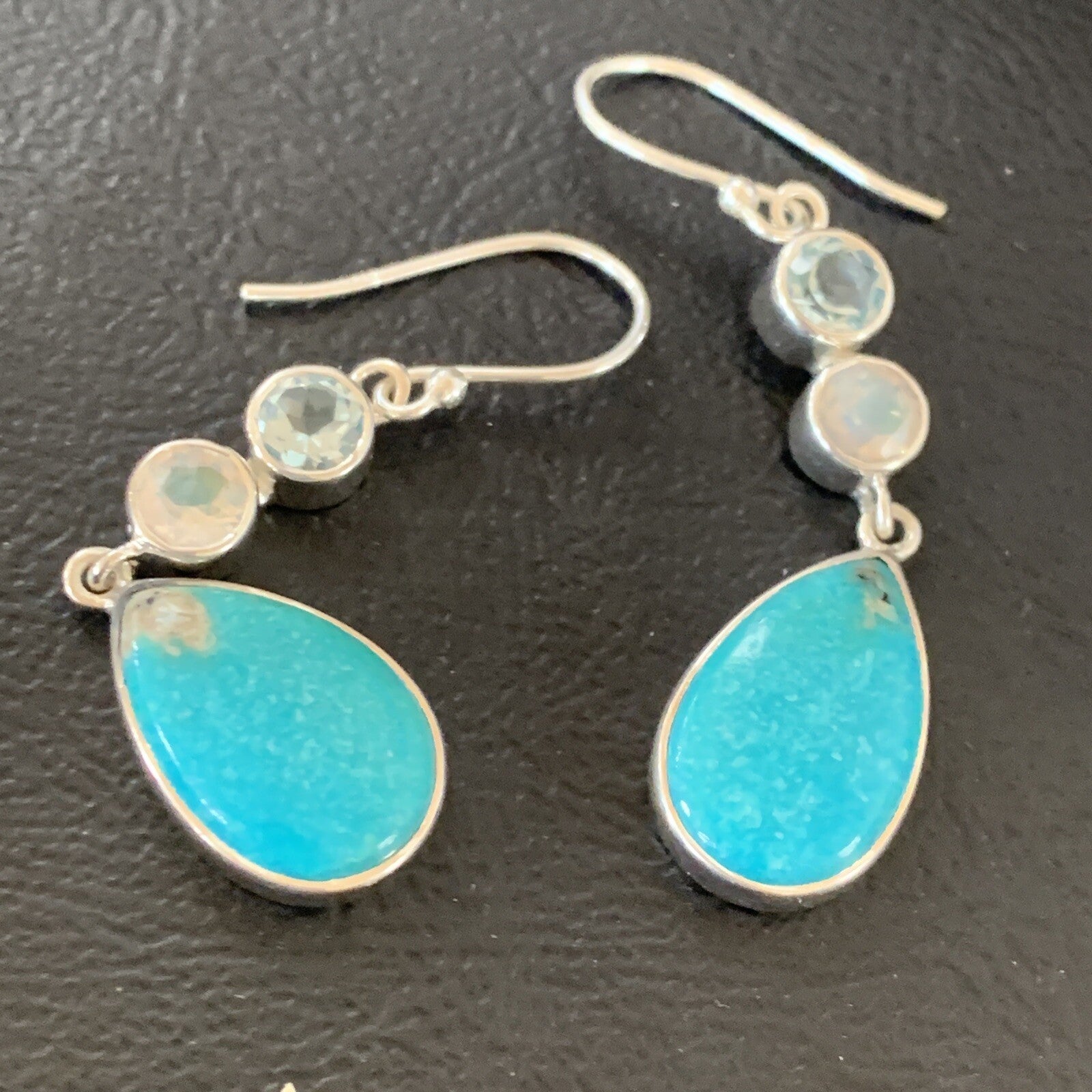 Womens Blue Kingman Turquoise Navajo Sterling Silver Earrings 12035