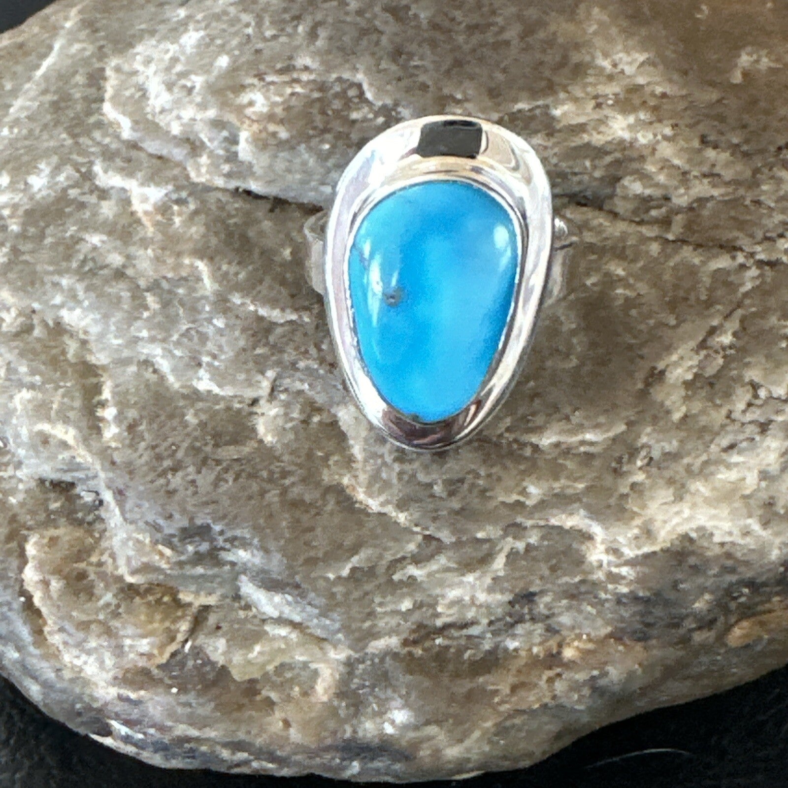 WoMens Sterling Silver Robin Egg Blue Kingman Turquoise Ring Size 6 17732