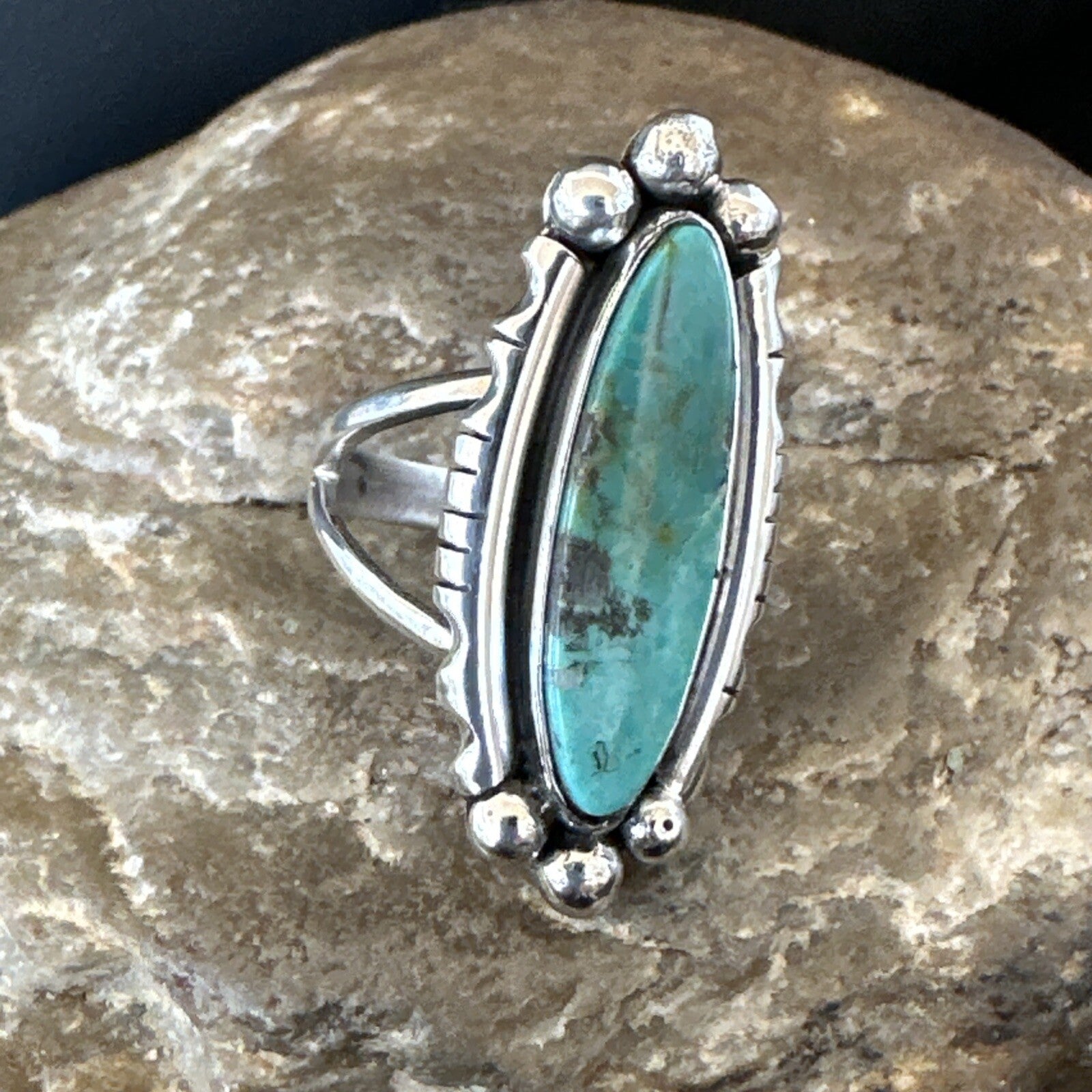 Blue Kingman Turquoise Native American Navajo Sterling Silver Ring Size 7 18629
