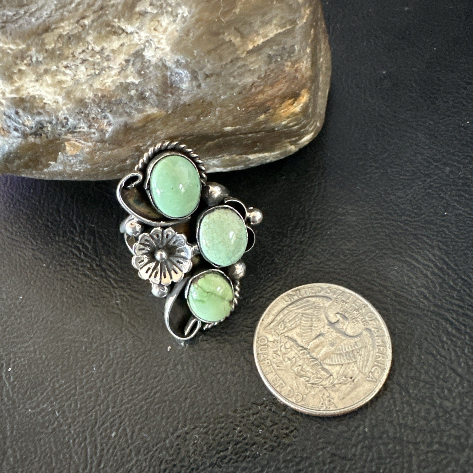 Yazzie Ring Green Turquoise Navajo Sterling Silver Cluster Size 8.5 19230