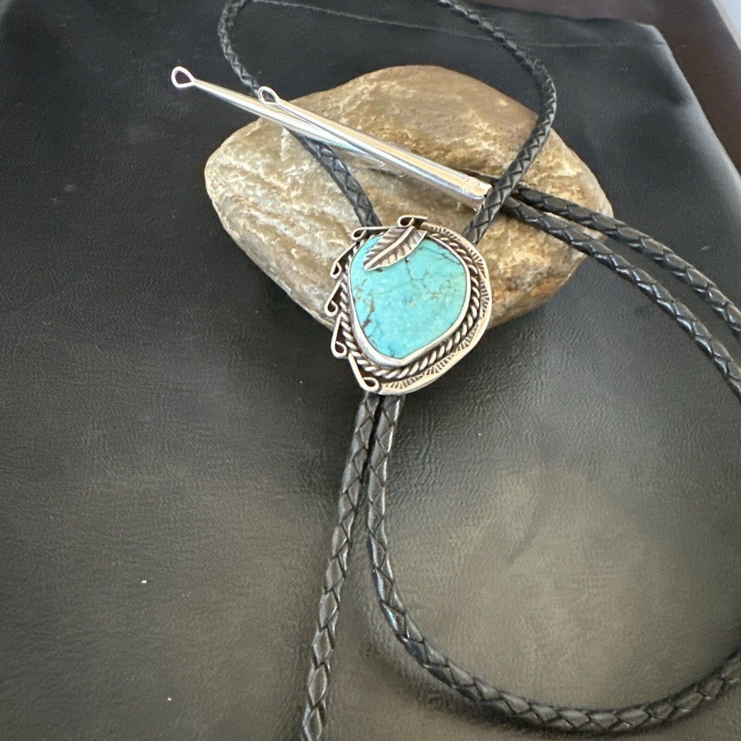 Native Mens Blue Kingman Turquoise Bolo Tie Sterling Silver Navajo 18128