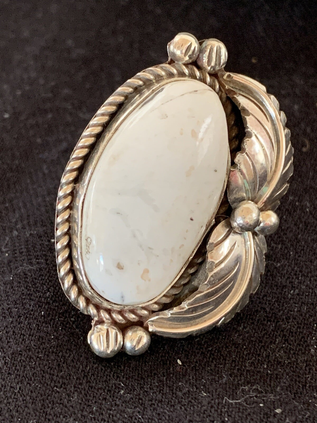 White Buffalo Turquoise Navajo Sterling Silver Ring Size 9.5 00143